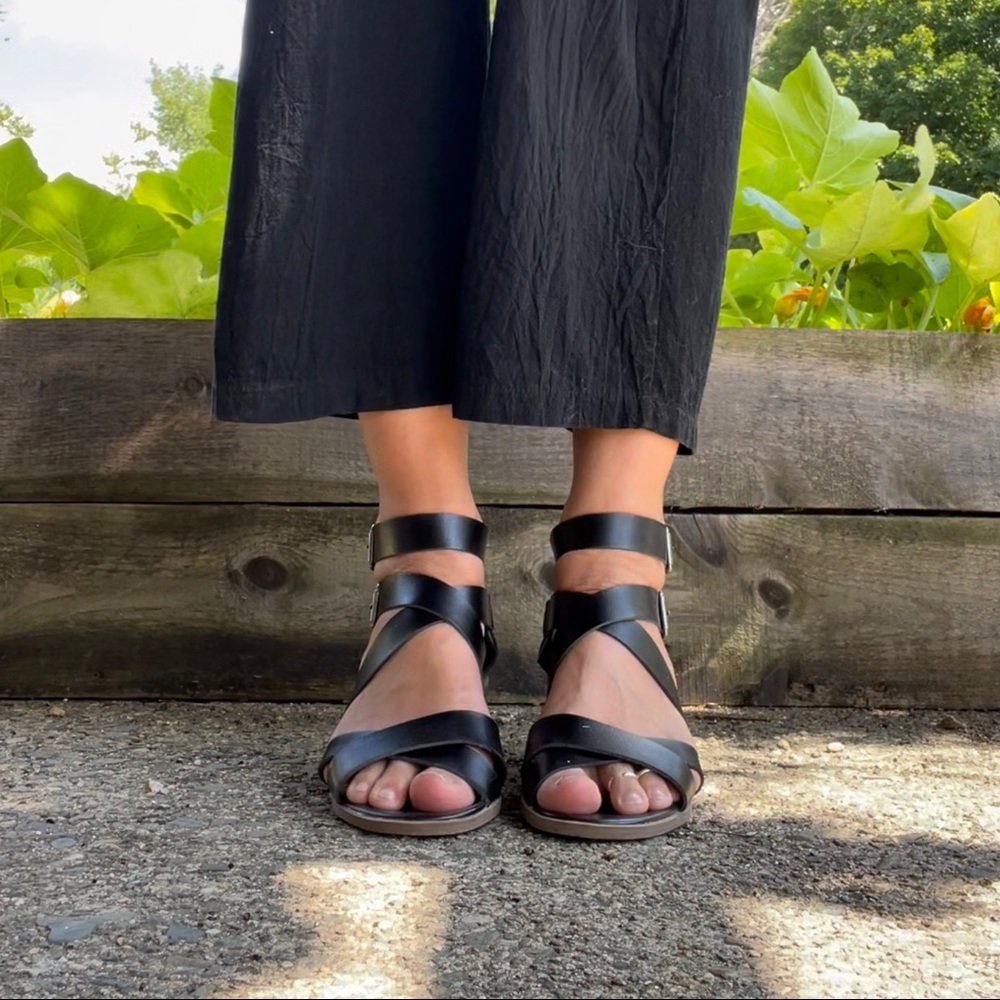 Black Leather Double Buckle Sandal